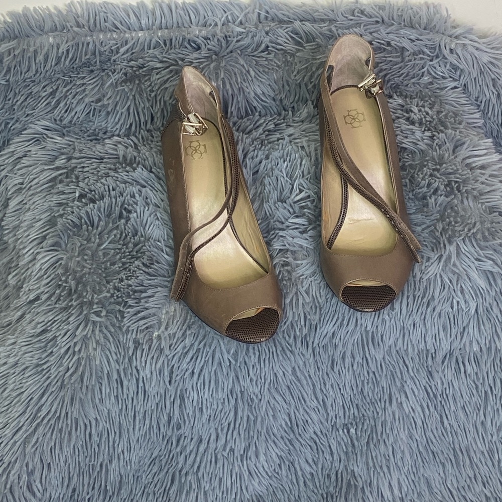 Ann Taylor brown leather peep toe wedges